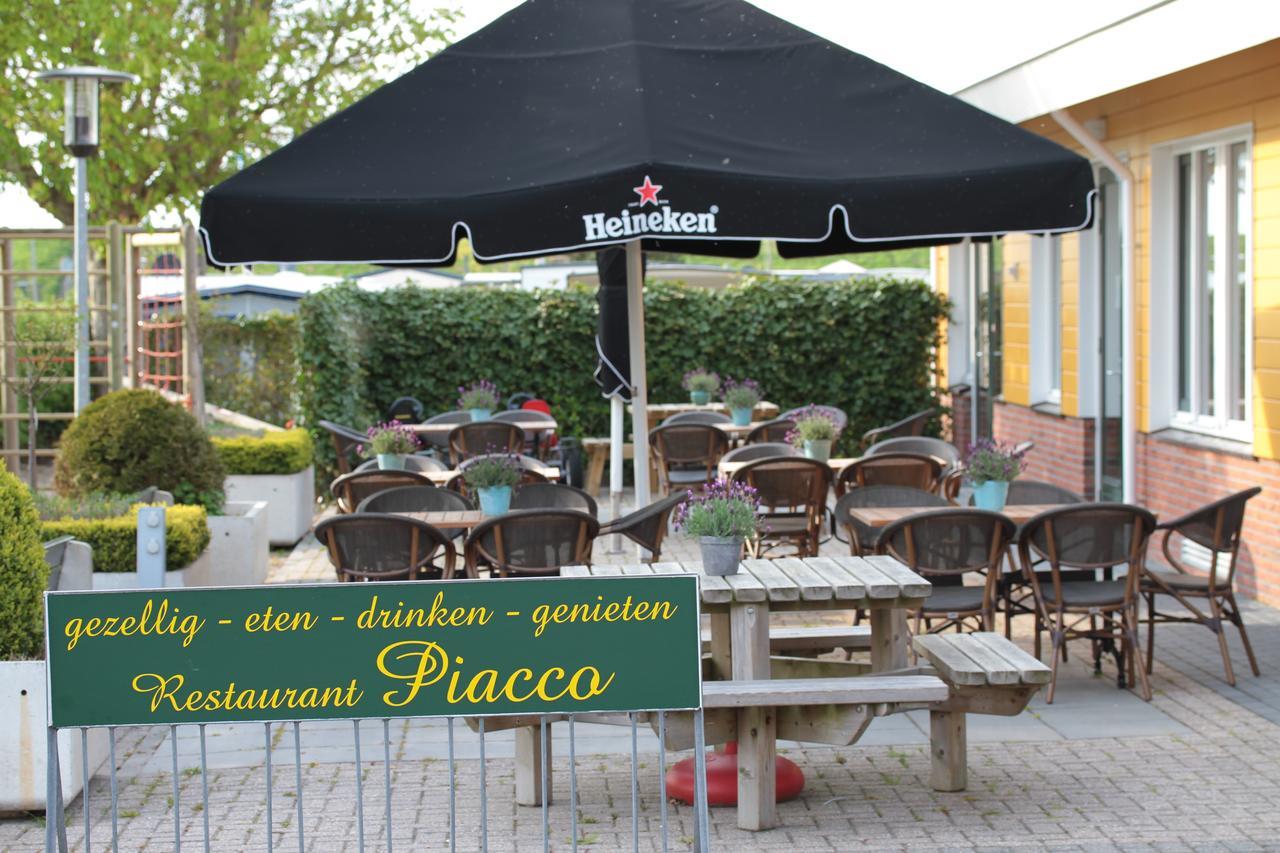 Ijsselmeer-Chalet Nr. 66 Molkwerum Ngoại thất bức ảnh